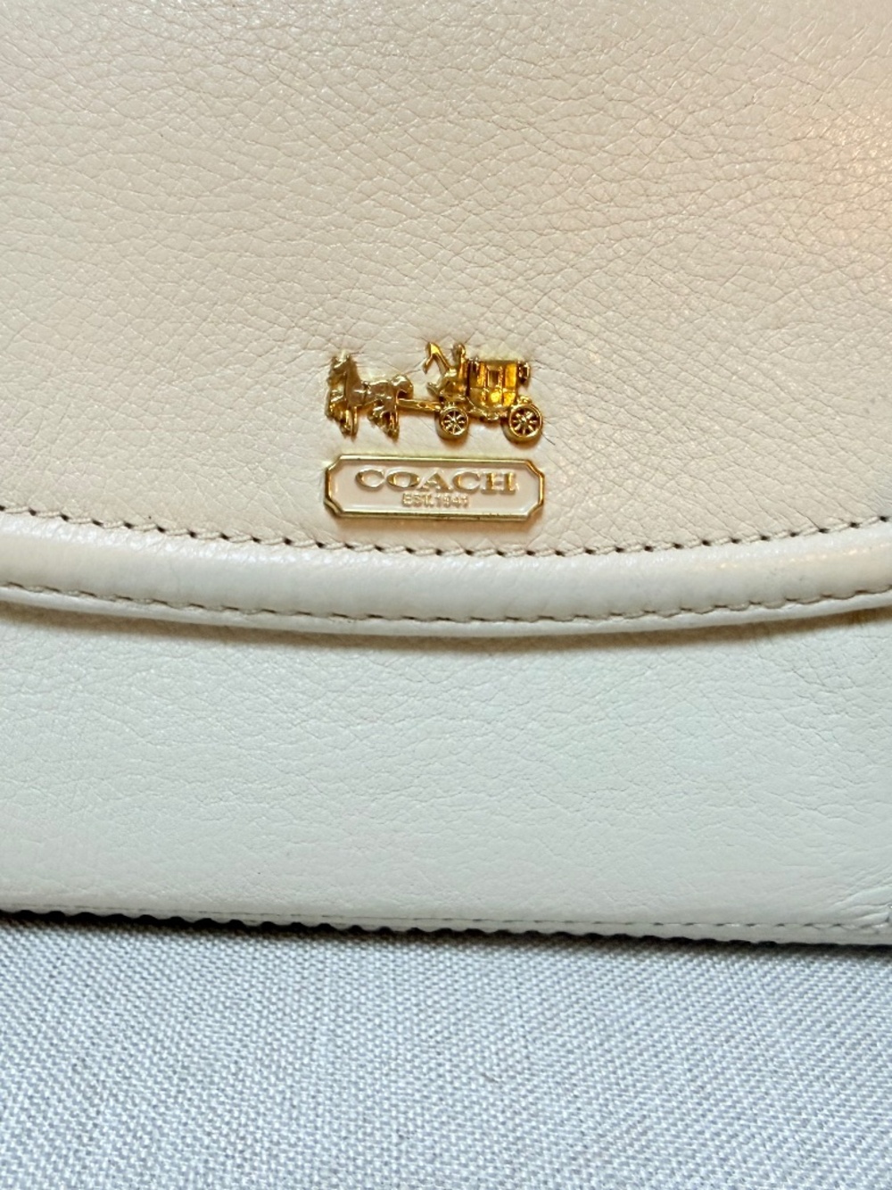 Vintage Retired Coach Madison Leather Envelope Wallet Ivory Ecru Clean